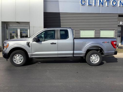 Iconic Silver 2022 Ford F-150 XL