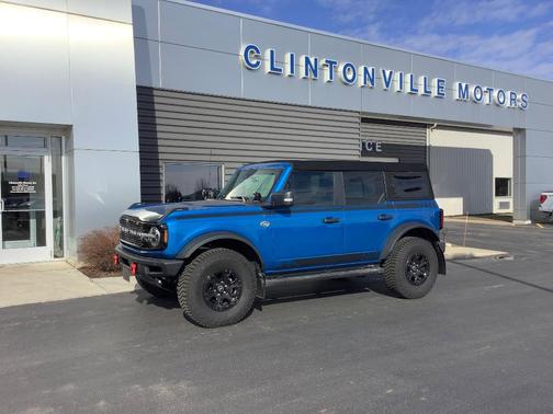 Velocity Blue 2024 Ford Bronco Wildtrak