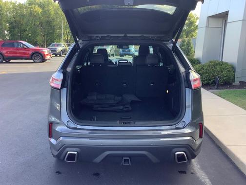 2023 Ford Edge ST