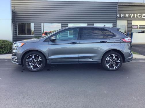 2023 Ford Edge ST
