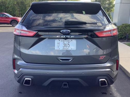 2023 Ford Edge ST