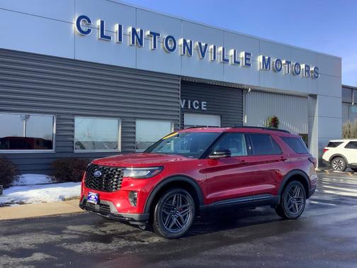 2025 Ford Explorer ST-Line