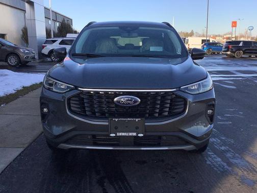 2026 Ford Escape Platinum