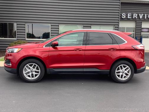 Red Tinted 2023 Ford Edge SEL