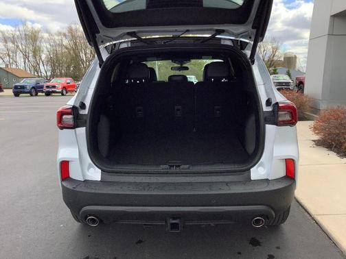 Space Silver 2026 Ford Escape ST-Line Select
