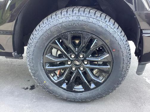 Agate Black 2024 Ford F-150 Lariat