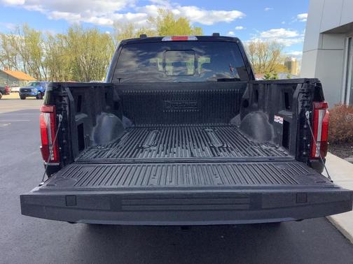 Agate Black 2024 Ford F-150 Lariat