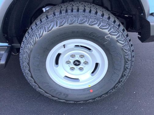 2025 Ford Bronco Heritage Edition