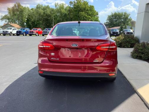 Ruby Red 2016 Ford Focus SE