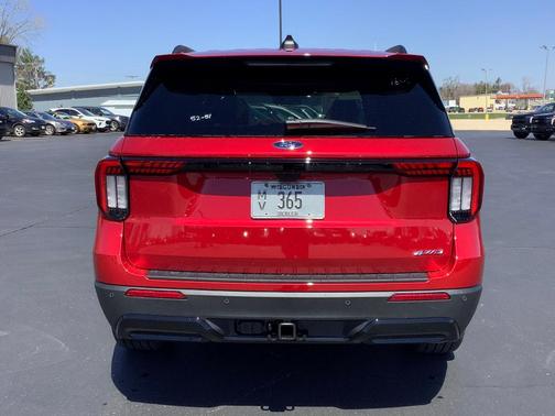 Rapid Red Metallic Tinted Clearcoat 2026 Ford Explorer ST-Line