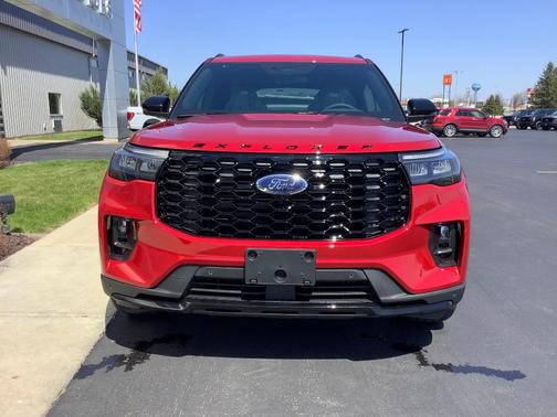 Rapid Red Metallic Tinted Clearcoat 2026 Ford Explorer ST-Line