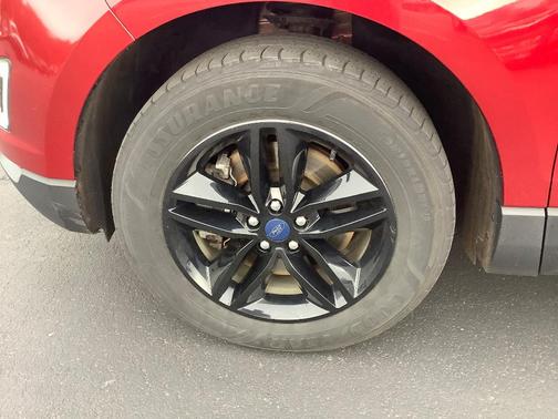 Ruby Red 2018 Ford Edge SEL