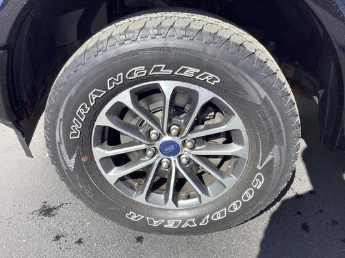 Agate Black 2019 Ford F-150 Lariat