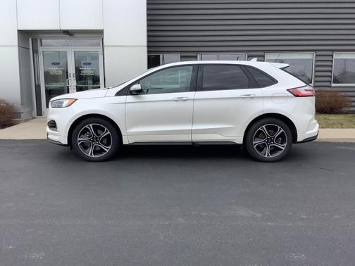 2019 Ford Edge ST