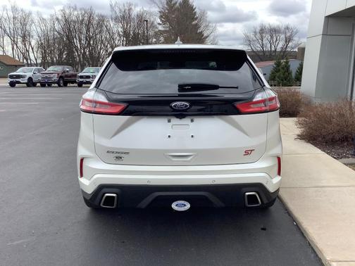 2019 Ford Edge ST