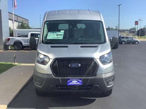 2025 Ford Transit-250 148 WB Medium Roof Cargo