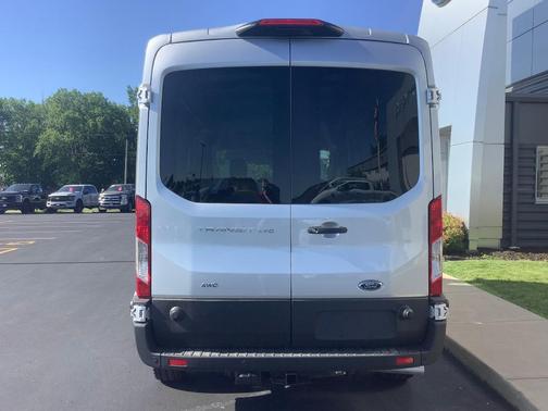 2025 Ford Transit-250 148 WB Medium Roof Cargo