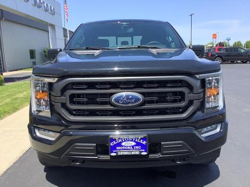 Agate Black 2023 Ford F-150 XLT