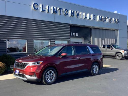 2024 Kia Carnival LX Seat Package