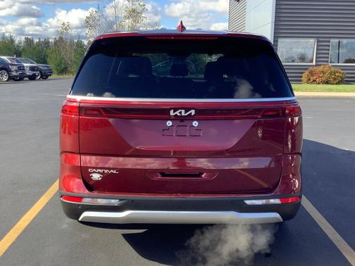2024 Kia Carnival LX Seat Package