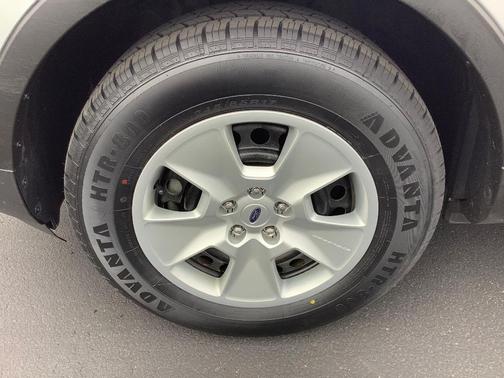 2013 Ford Explorer Base