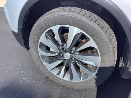 Iconic Silver 2022 Buick Encore Preferred
