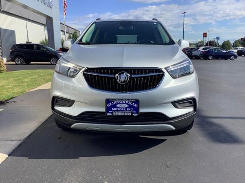 Iconic Silver 2022 Buick Encore Preferred