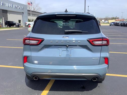 Vapor Blue 2023 Ford Escape ST-Line