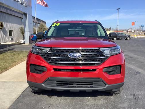 2024 Ford Explorer XLT