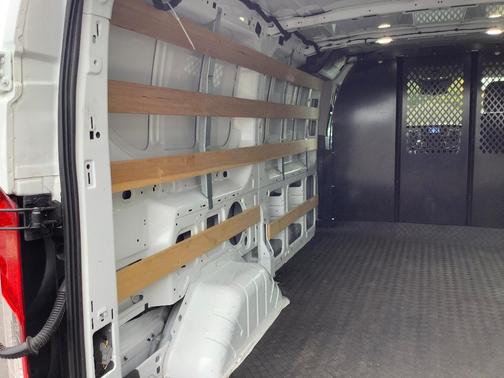 Oxford White 2024 Ford Transit-250 Base