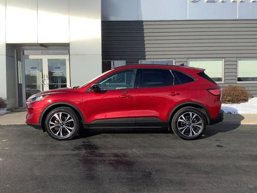 2022 Ford Escape SE