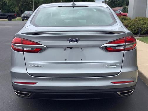 2020 Ford Fusion Titanium