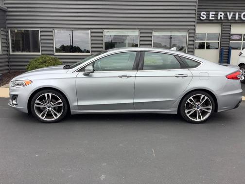 2020 Ford Fusion Titanium