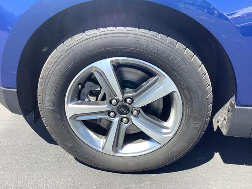 Atlas Blue 2024 Ford Edge SEL