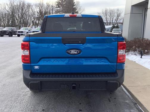 2025 Ford Maverick XL