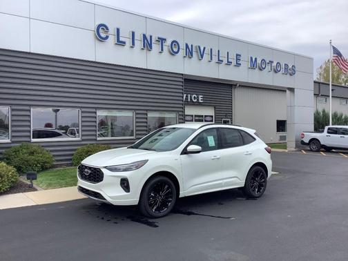 2026 Ford Escape ST-Line Elite