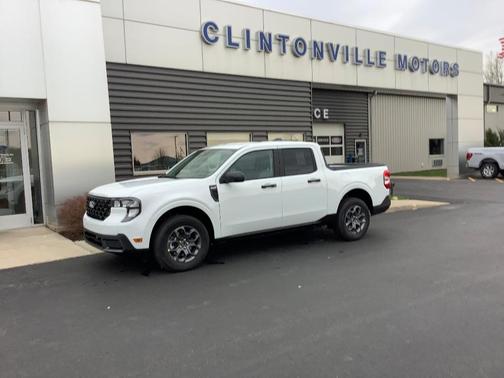 Oxford White 2026 Ford Maverick XLT
