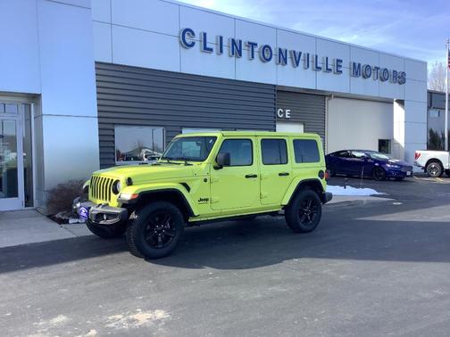 Grabber Yellow 2023 Jeep Wrangler Sahara