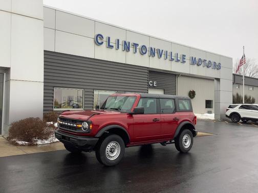 2025 Ford Bronco Base