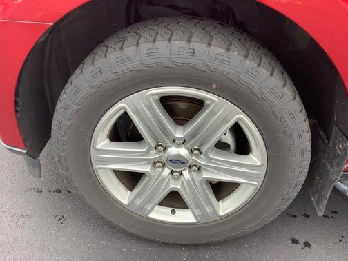 Ruby Red 2019 Ford Expedition XLT