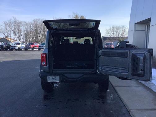 Carbonized Gray Metallic 2026 Ford Bronco Big Bend