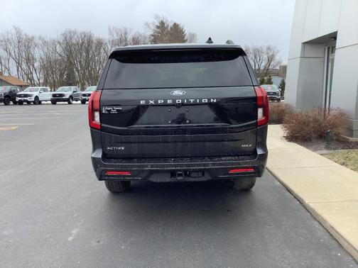 2026 Ford Expedition Max Active