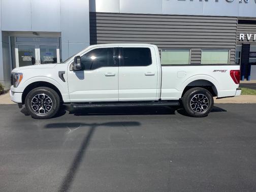 Oxford White 2023 Ford F-150 XLT