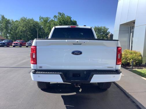 Oxford White 2023 Ford F-150 XLT