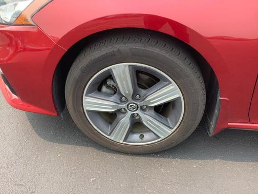 Scarlet Ember 2020 Nissan Altima 2.5 SL