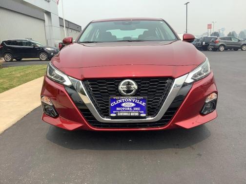 Scarlet Ember 2020 Nissan Altima 2.5 SL