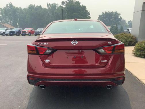 Scarlet Ember 2020 Nissan Altima 2.5 SL