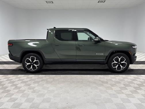 2024 Rivian R1T Adventure Package