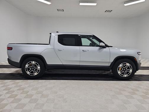 2023 Rivian R1T Adventure Quad Motor Large Pack