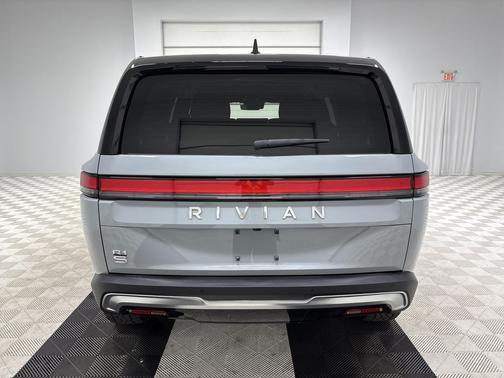 Limestone paint 2025 Rivian R1S Adventure trim